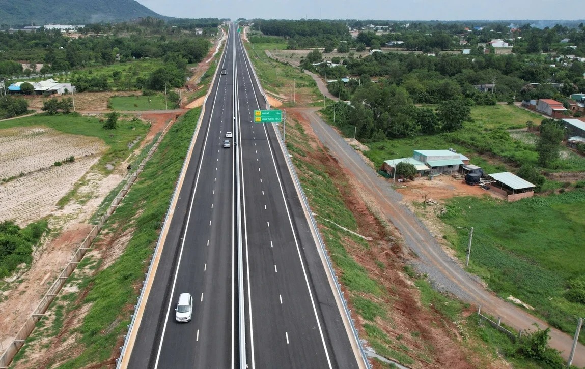 비엔호아-붕따우 고속도로 개통 사진
