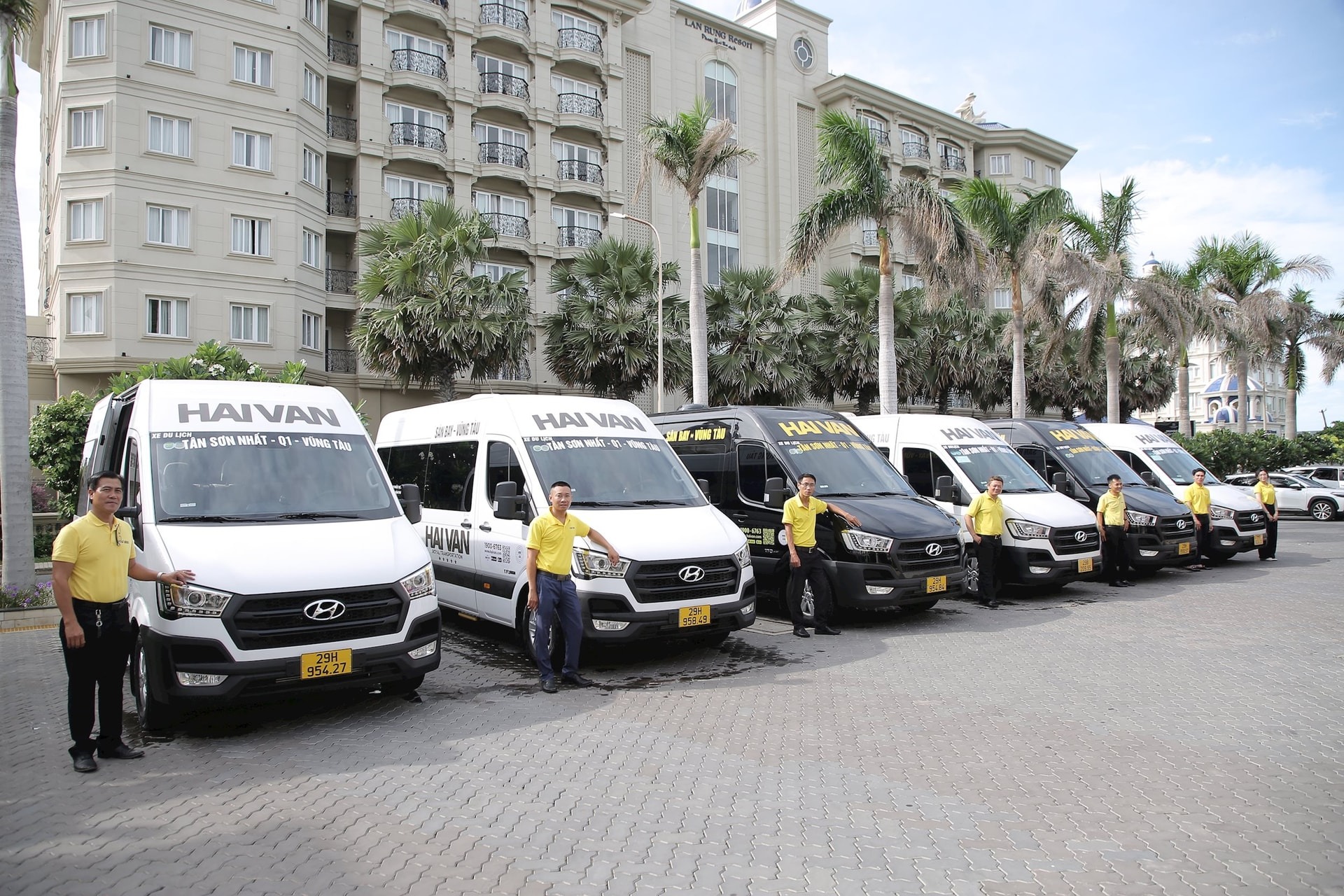 rentcar-vungtau-haivan-01 붕따우 하이반리무진 일렬 사진